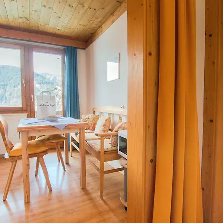 Waterfront Zell Am - Steinbock Apartament *