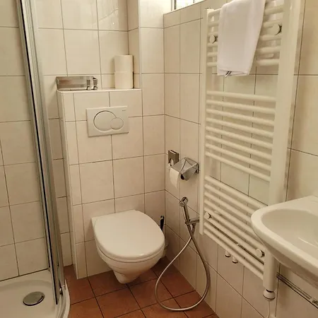Waterfront Zell Am - Steinbock Apartman