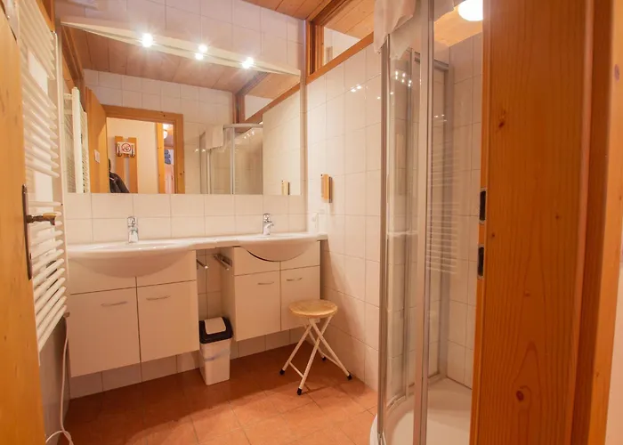 Waterfront Zell Am - Steinbock Apartman *